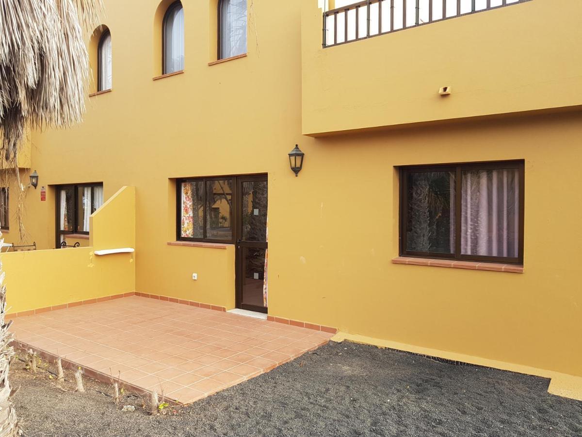 Apartamentos Corralejo Playa Oasis Екстер'єр фото
