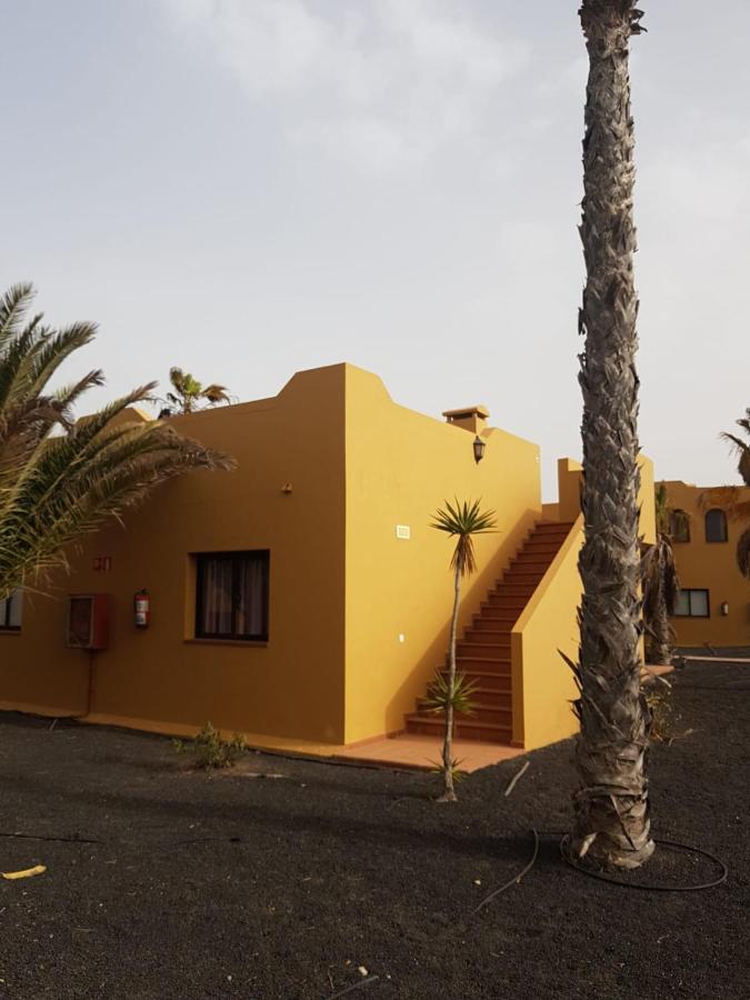 Apartamentos Corralejo Playa Oasis Екстер'єр фото