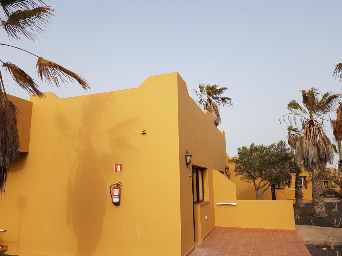 Apartamentos Corralejo Playa Oasis Екстер'єр фото