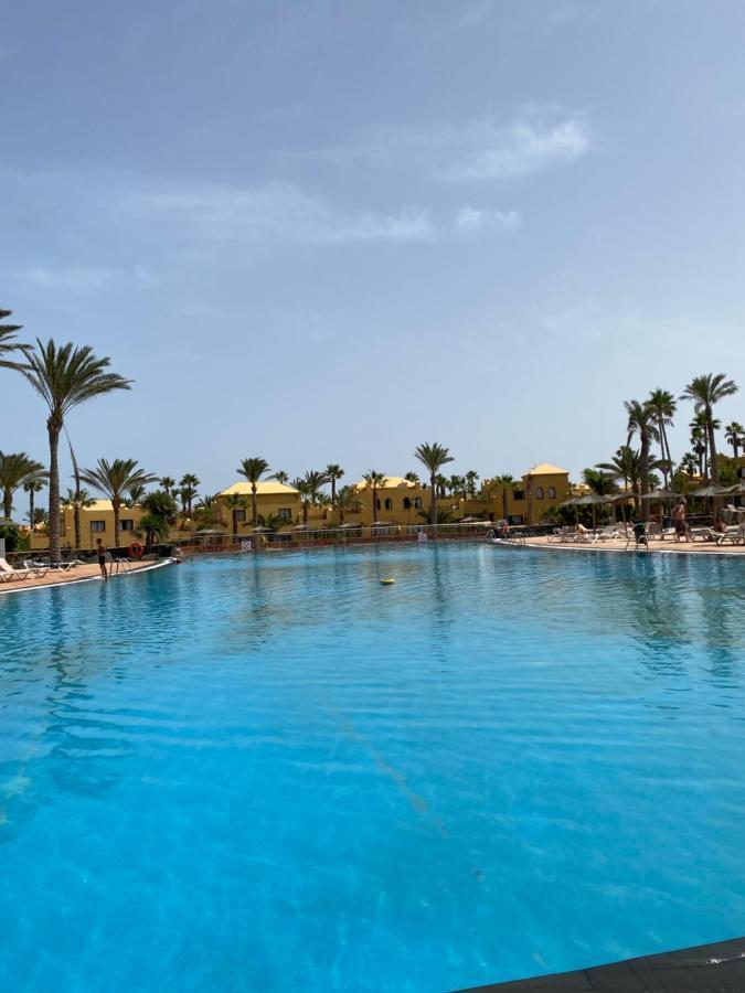 Apartamentos Corralejo Playa Oasis Екстер'єр фото